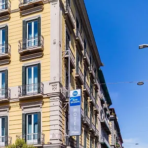 4* מלון Best Western Plaza